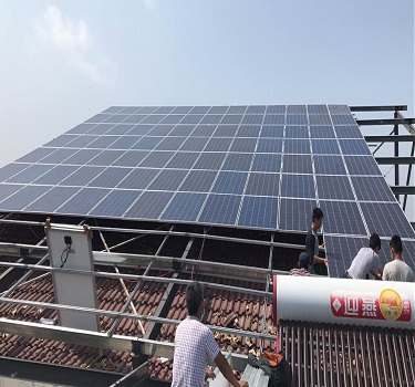  Jiangsu Suqian 50KW stesen janakuasa fotovoltaik di atas bumbung