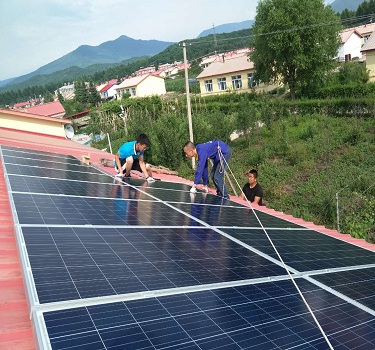  Jilin Baishan 15KW stesen janakuasa fotovoltaik di atas bumbung