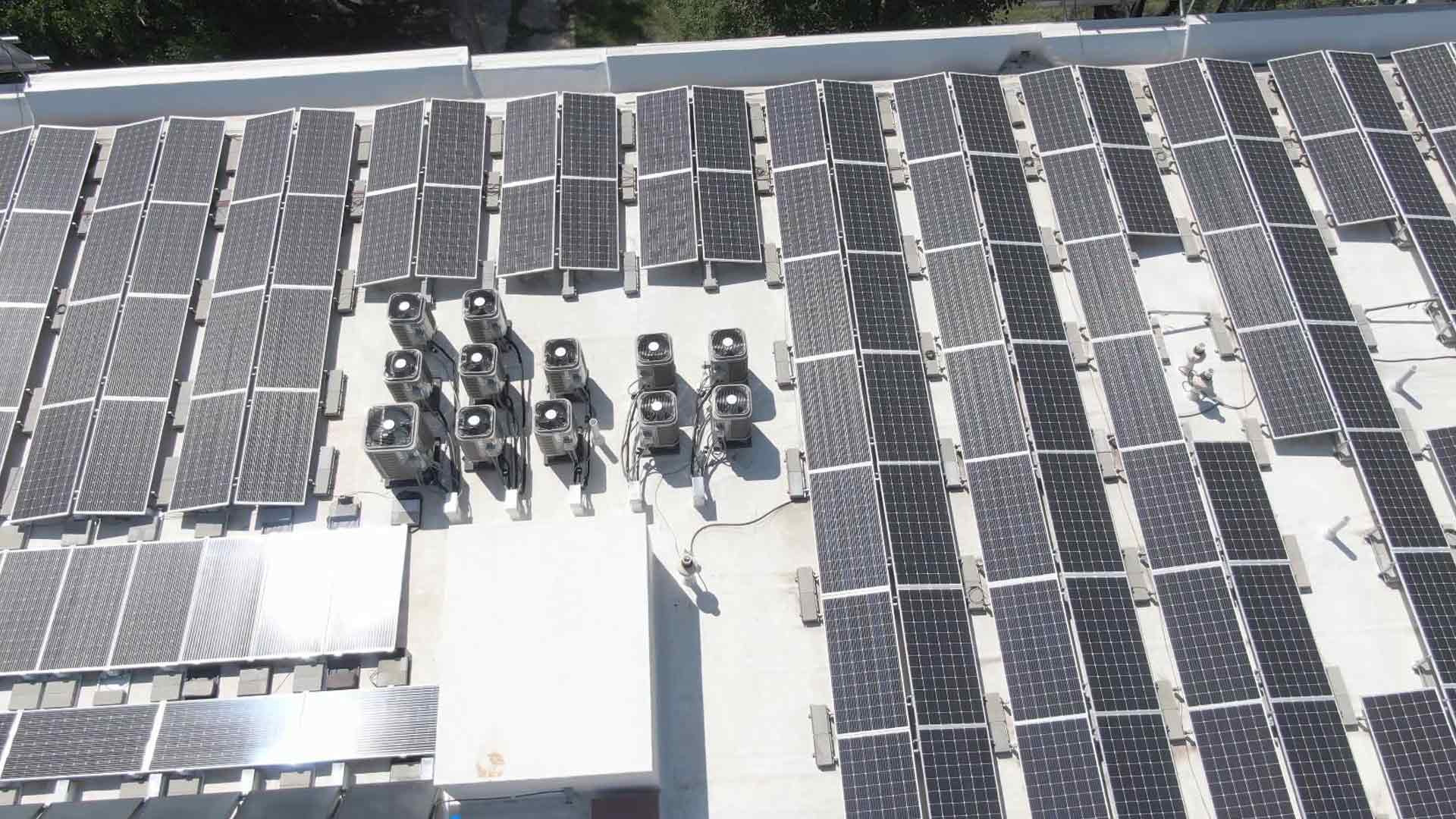Pendakap Solar Bumbung Balast